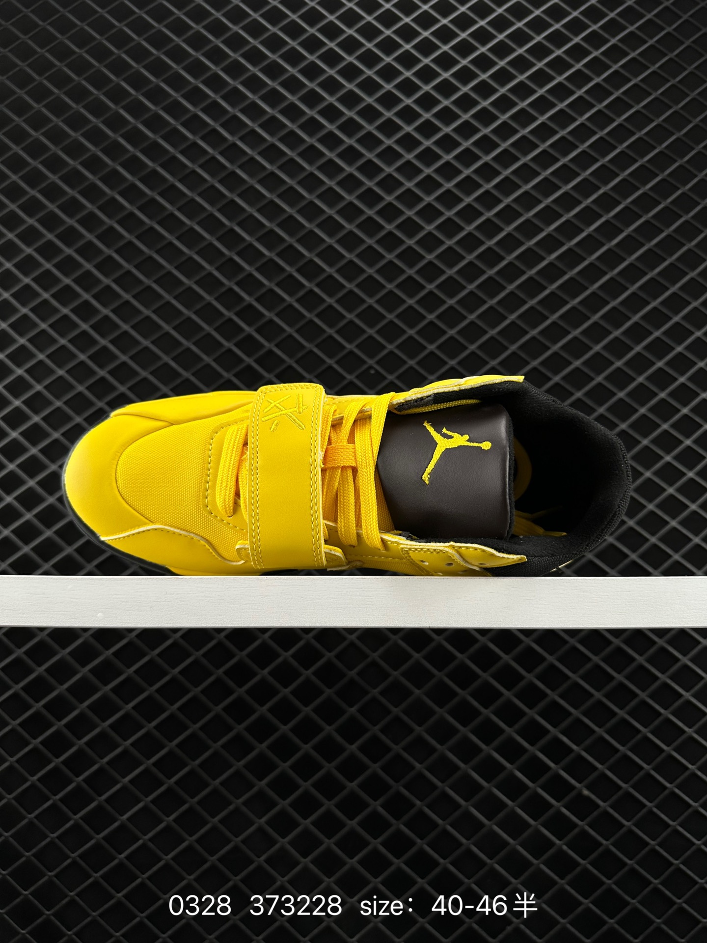 Travis Scott x Jordan Cut The Check AJ1